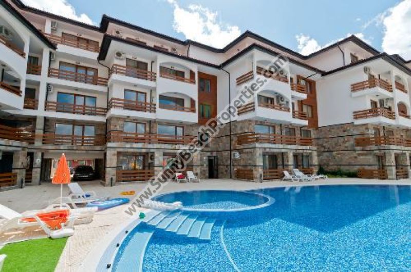 Stunning beachfront sea & pool view resale 1bedroom penthouse