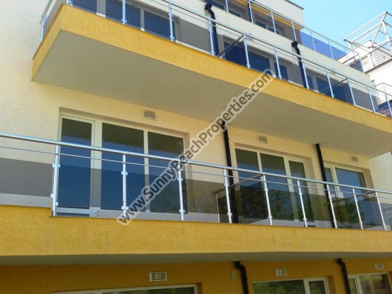 20000€! Cheap studio apartment for sale in residential building 400m