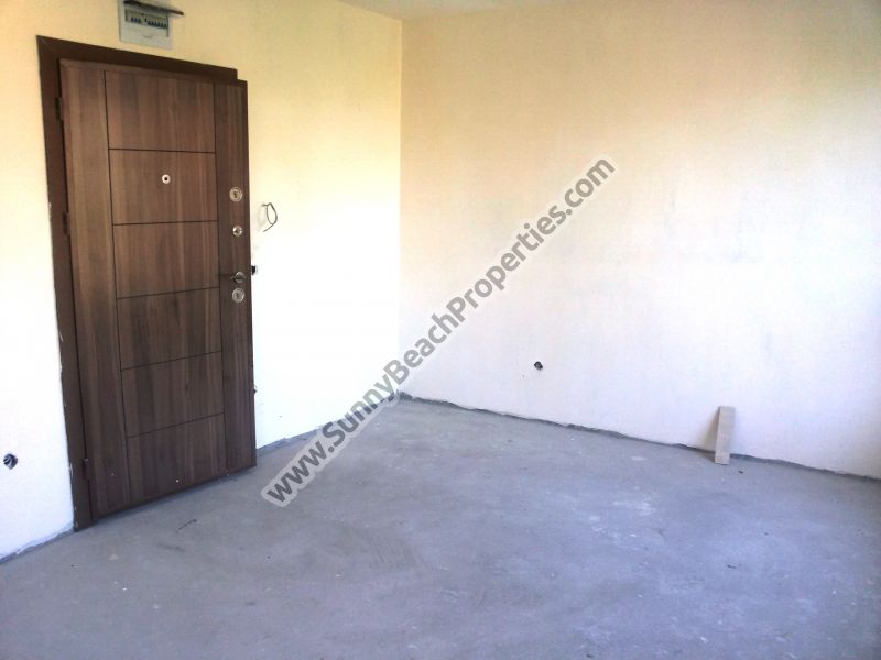 Cheap Studio apartment for sale in residential building in the central part in Ravda 400m. from
