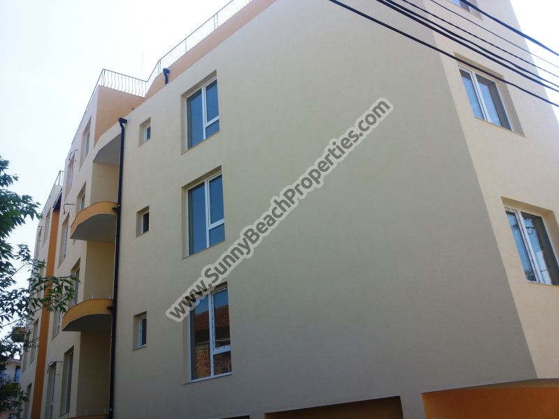 Cheap Studio apartment for sale in residential building in the central part in Ravda 400m. from