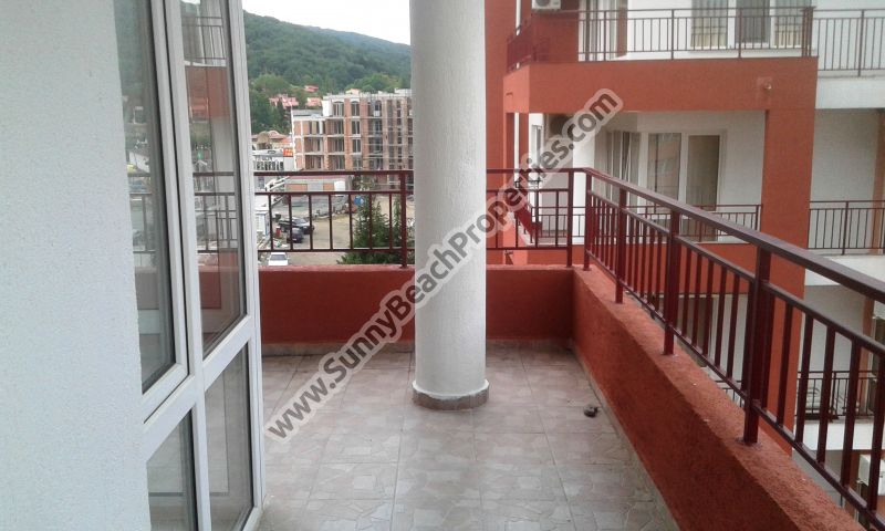 Sea and mountain furnished 1-bedroom apartment for sale in Beachfront ...